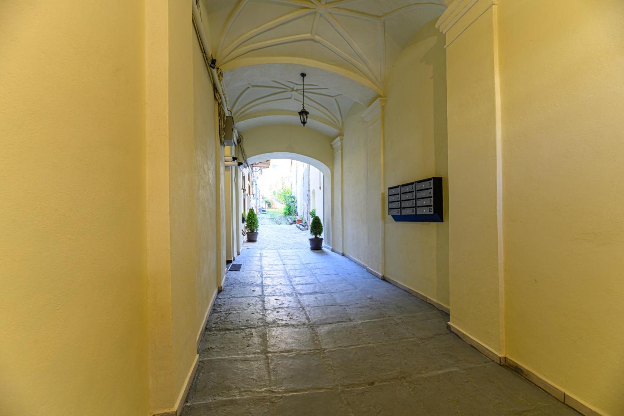 Uptown 46 Apartment Brasov Exterior photo